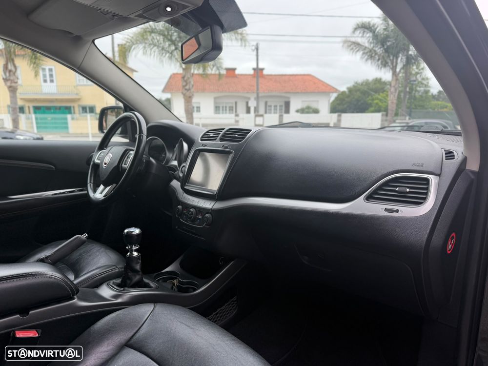 Fiat Freemont 2.0 M-Jet BlackCode - 14