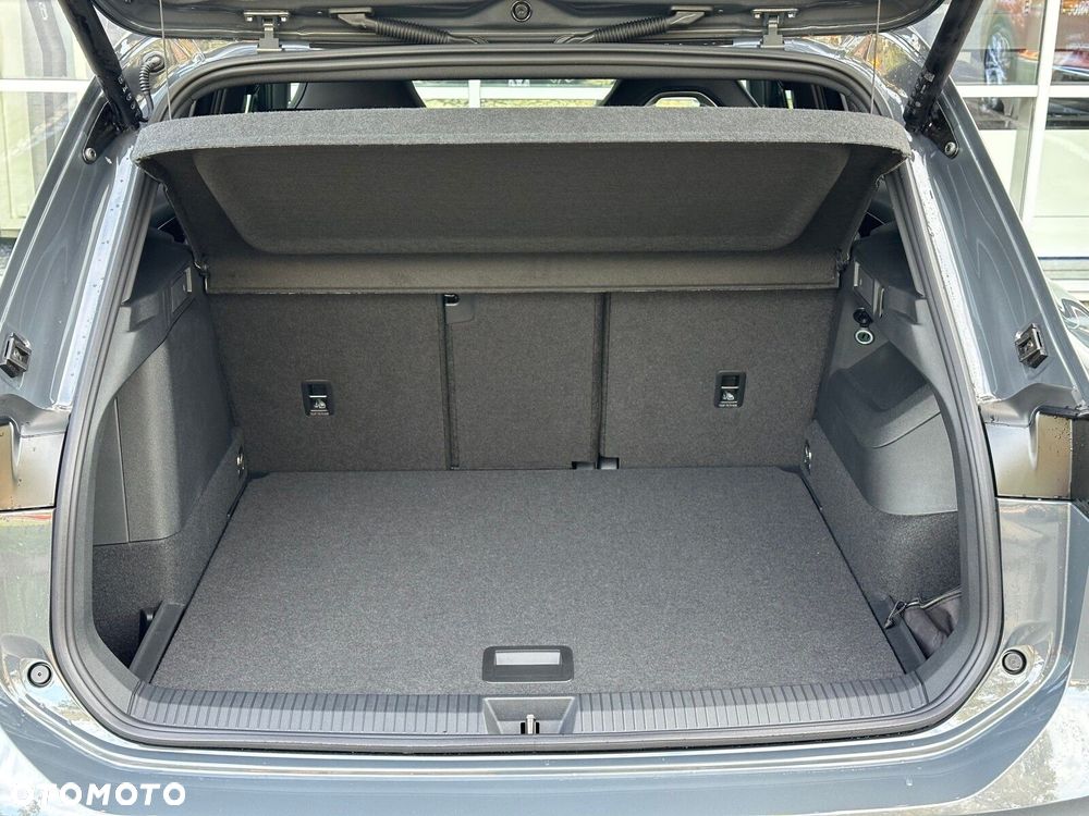 Volkswagen Tiguan - 8