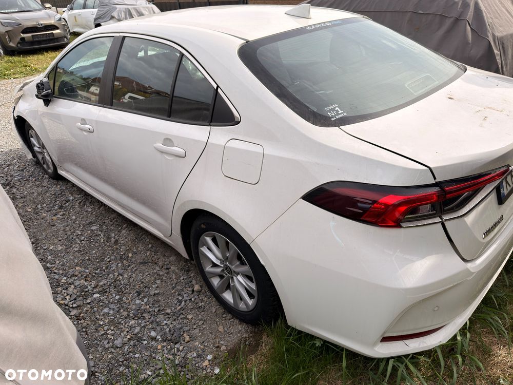 Toyota Corolla 1.8 Hybrid GPF Comfort - 5