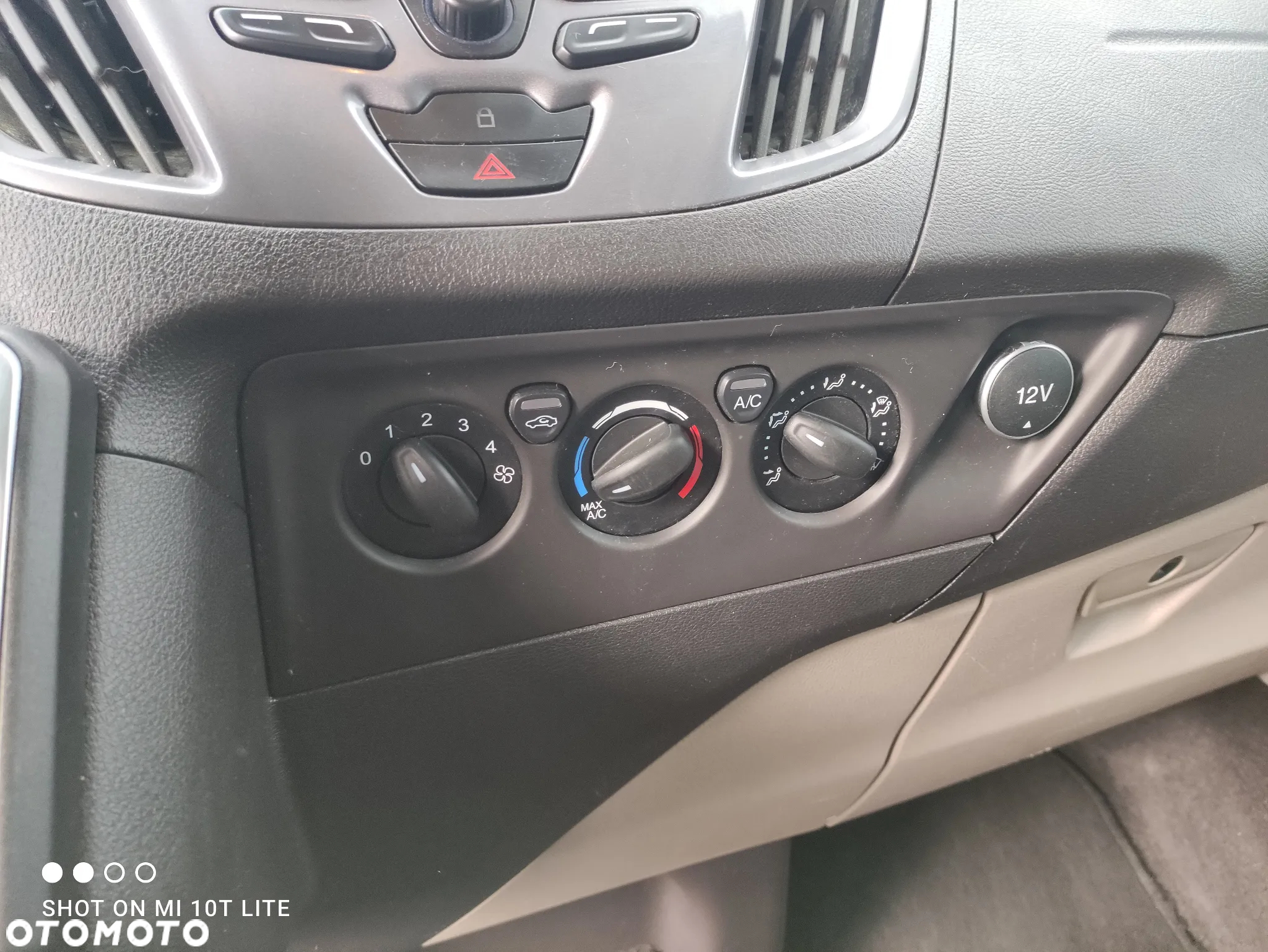 Ford Transit Custom - 21