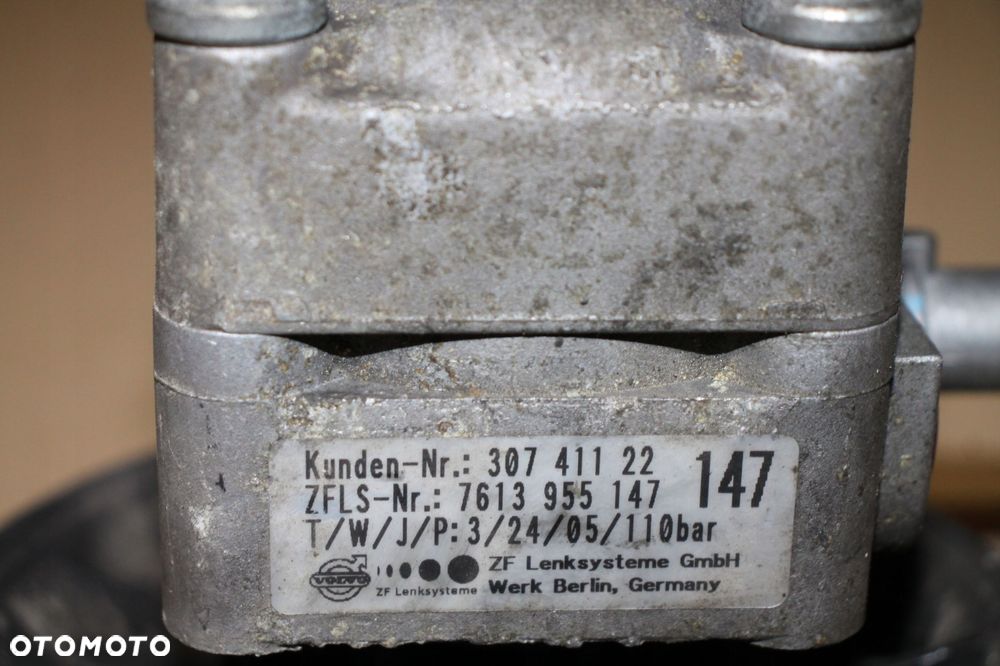 volvo v70 s60 xc70 2.4 d5 pompa wspomagania 30741122, 110 bar - 3