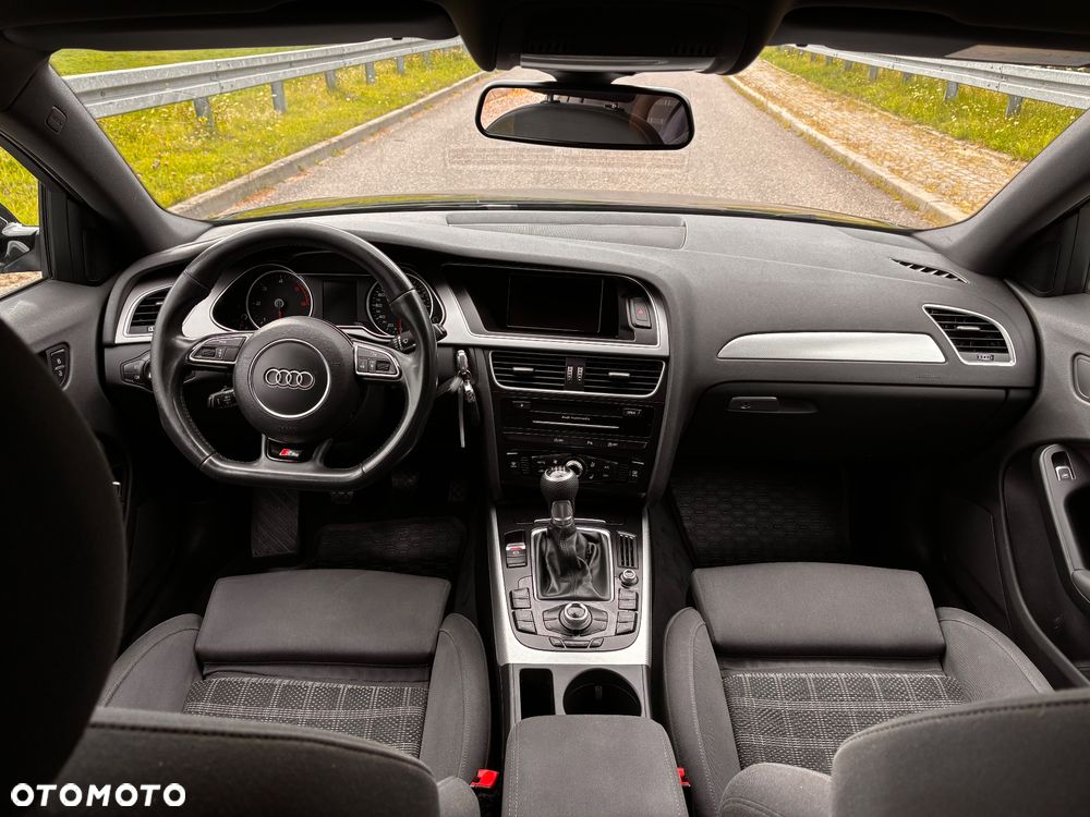 Audi A4 Avant 2.0 TDI DPF clean diesel S line Sportpaket - 7