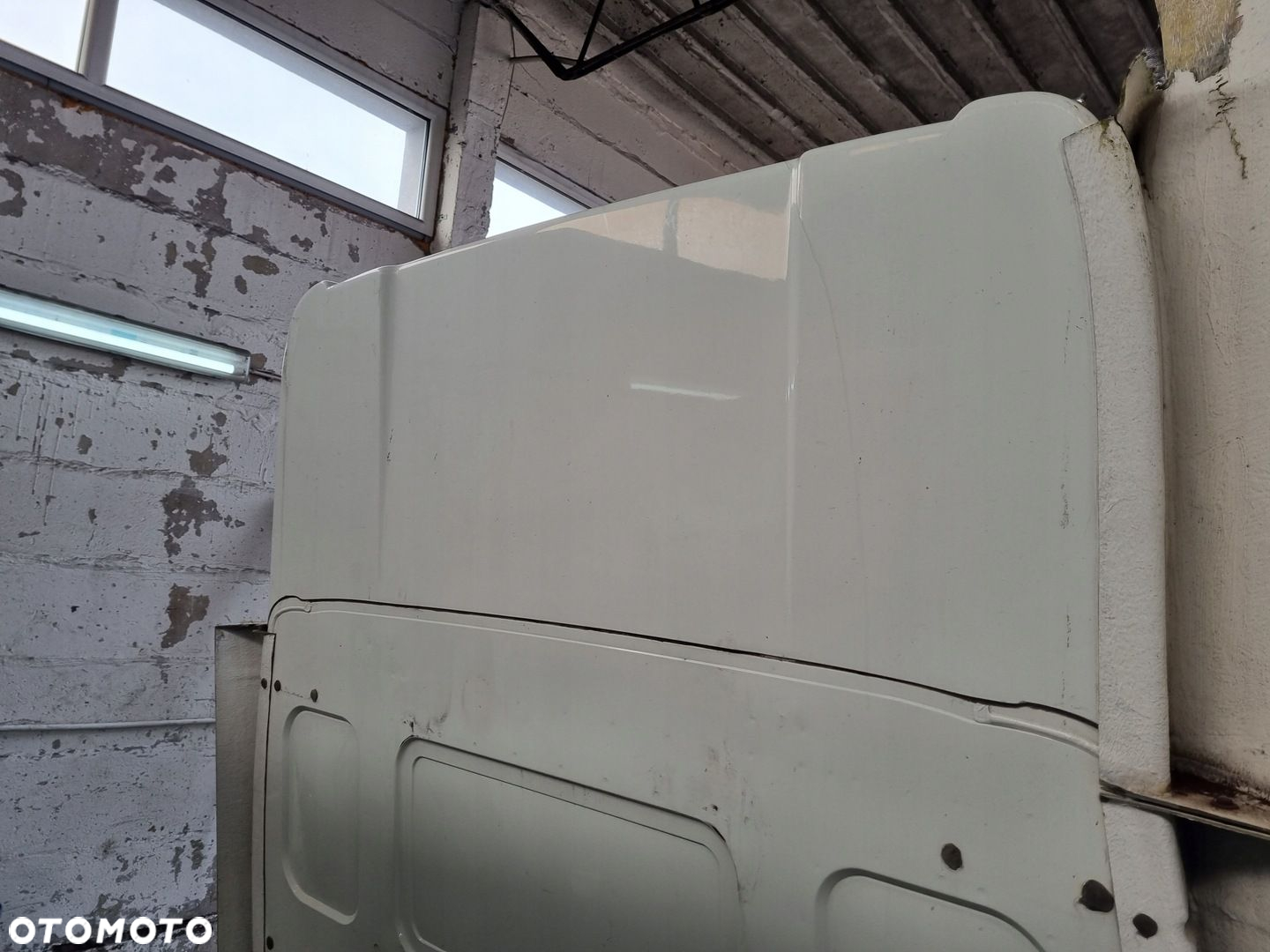 GLOB KURNIK SPANIE ŁÓŻKO DAF 45 55 LF - 4