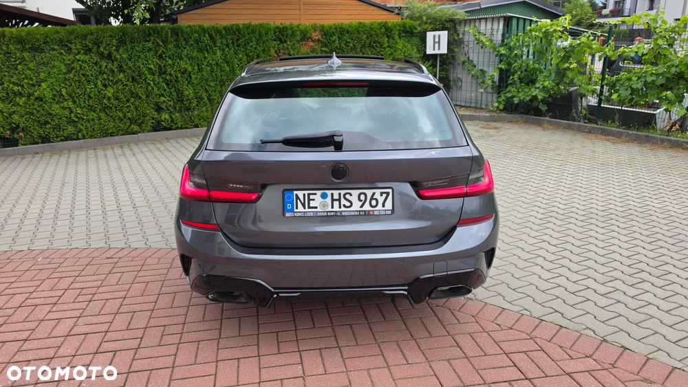 BMW Seria 3 330e M Sport - 23