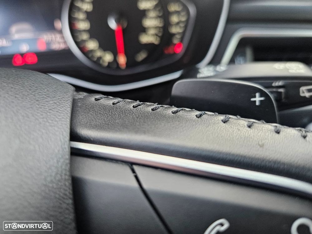 Audi A4 Avant 2.0 TDI Design S tronic - 36