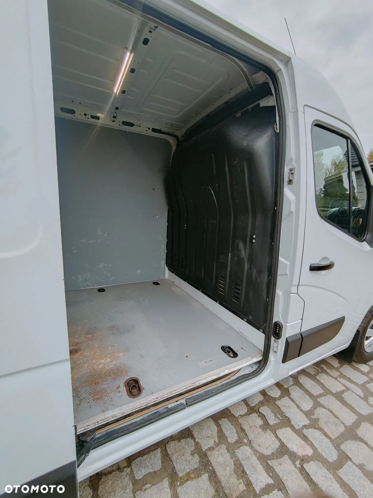 Renault Master 2,3 dCi - 11