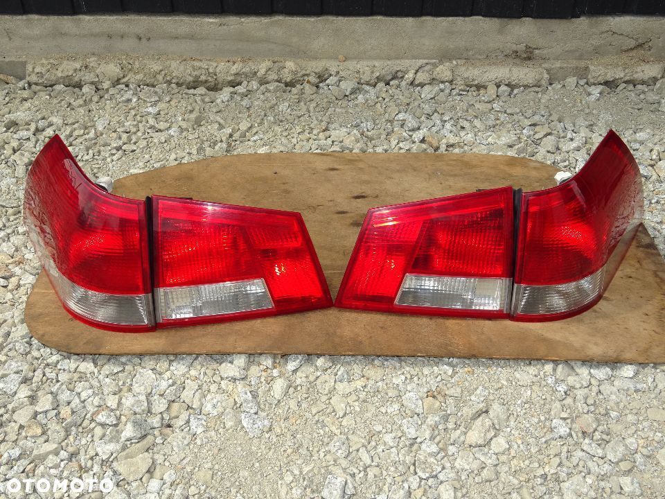 LAMPA LEWA TYLNA LEWY TYŁ W KLAPĘ OPEL VECTRA C KOMBI - 1