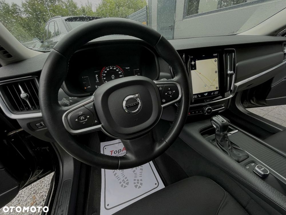 Volvo V90 D4 SCR Momentum - 21