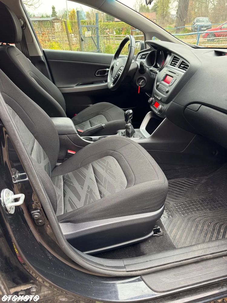 Kia Ceed 1.6 GDI S - 18