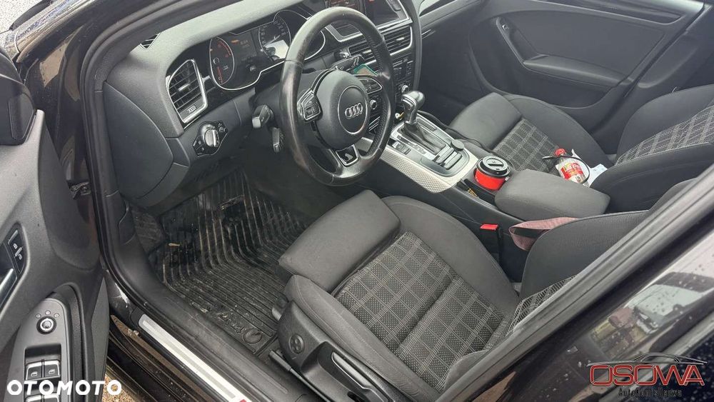 Audi A4 Avant 2.0 TDI DPF quattro S tronic S line Sportpaket - 15