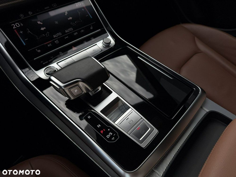 Audi Q8 - 25