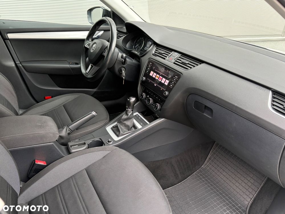 Skoda Octavia 1.4 TSI Ambition - 6