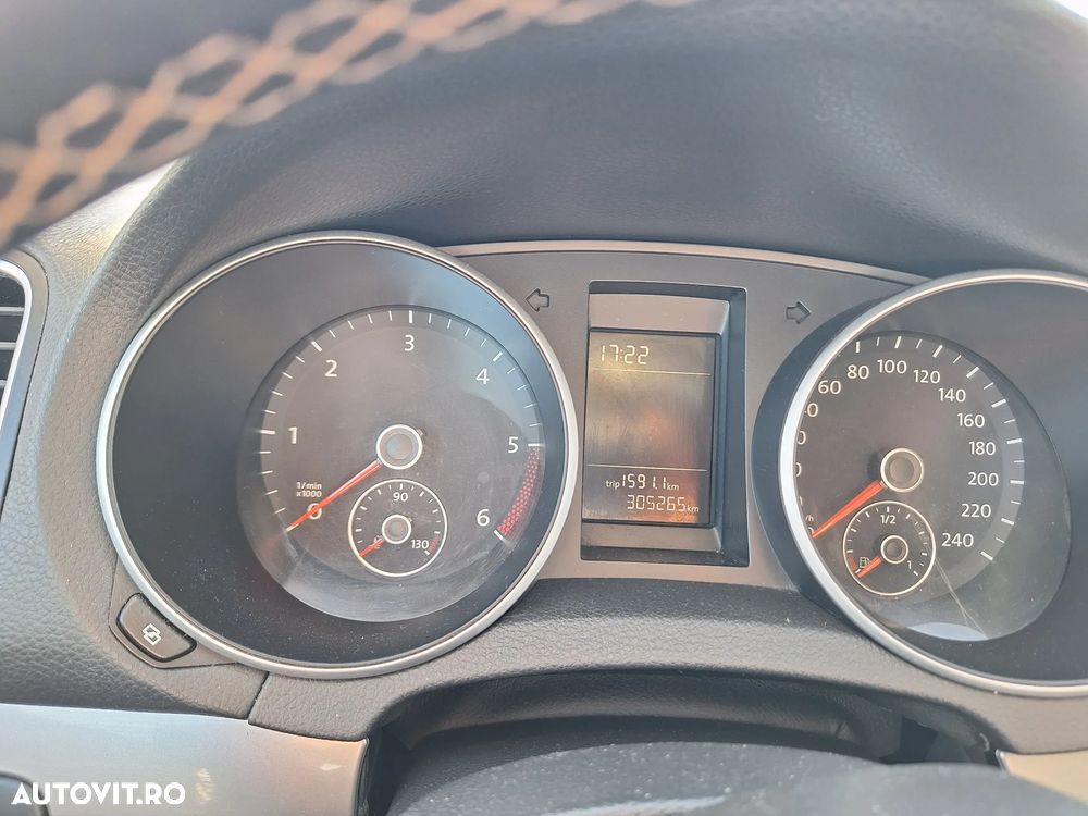 Volkswagen Golf 1.6 TDI DPF Comfortline - 2