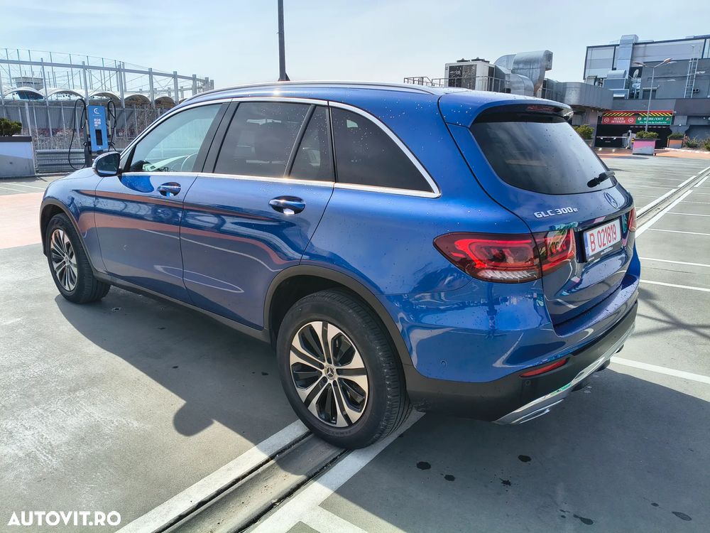 Mercedes-Benz GLC 300 e 4MATIC - 31