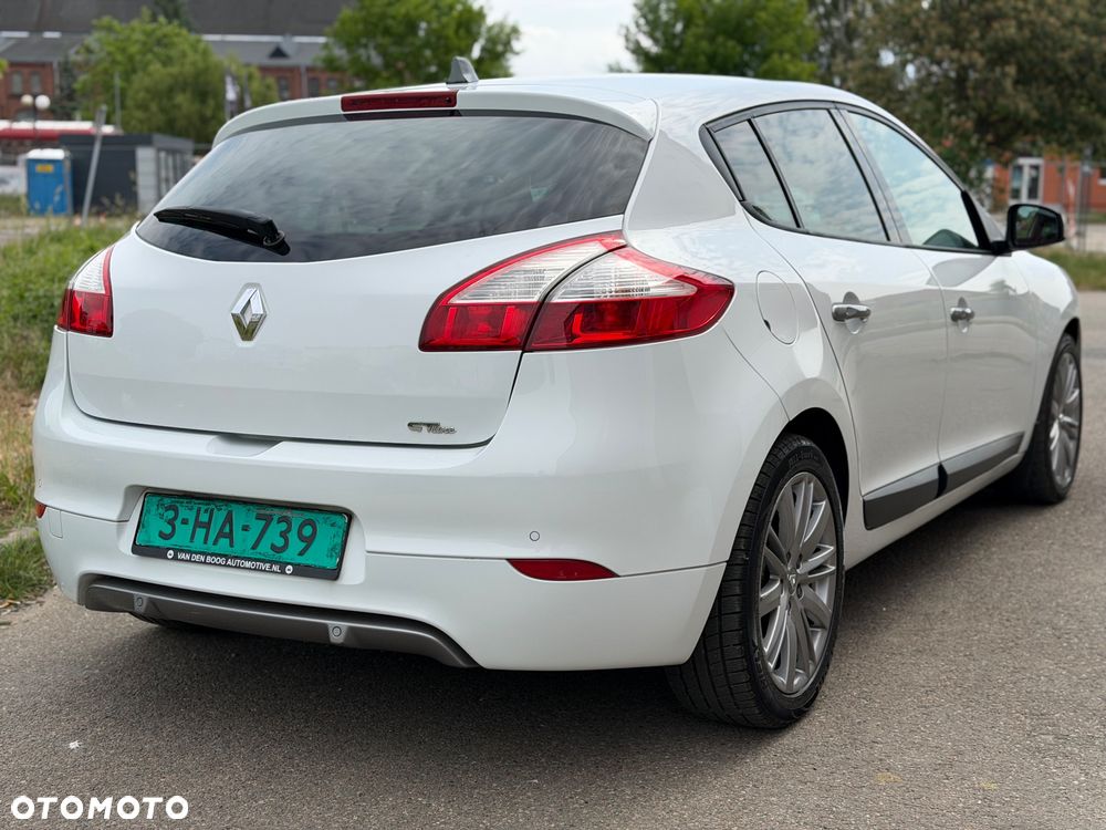 Renault Megane TCe 130 Luxe - 8