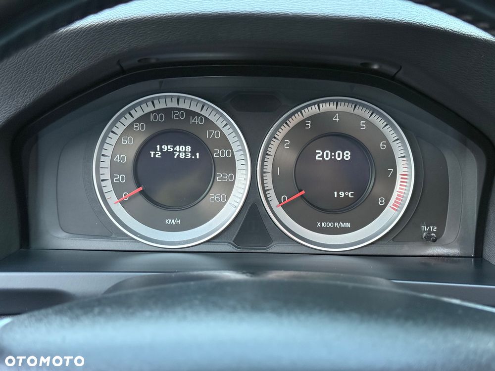 Volvo V60 T6 AWD Geartronic Momentum - 21