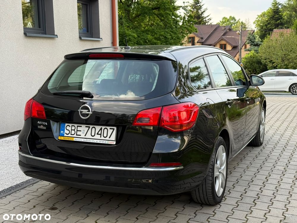 Opel Astra 1.6 Sport - 4