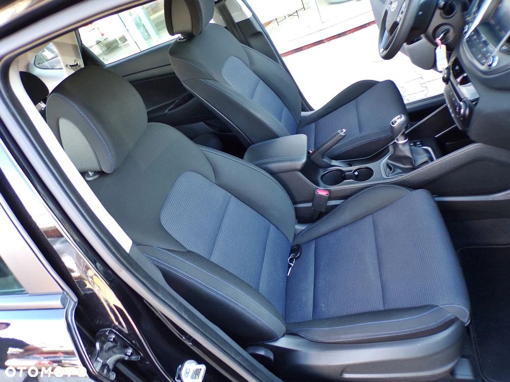 Hyundai Tucson blue 1.7 CRDi 2WD Classic - 27