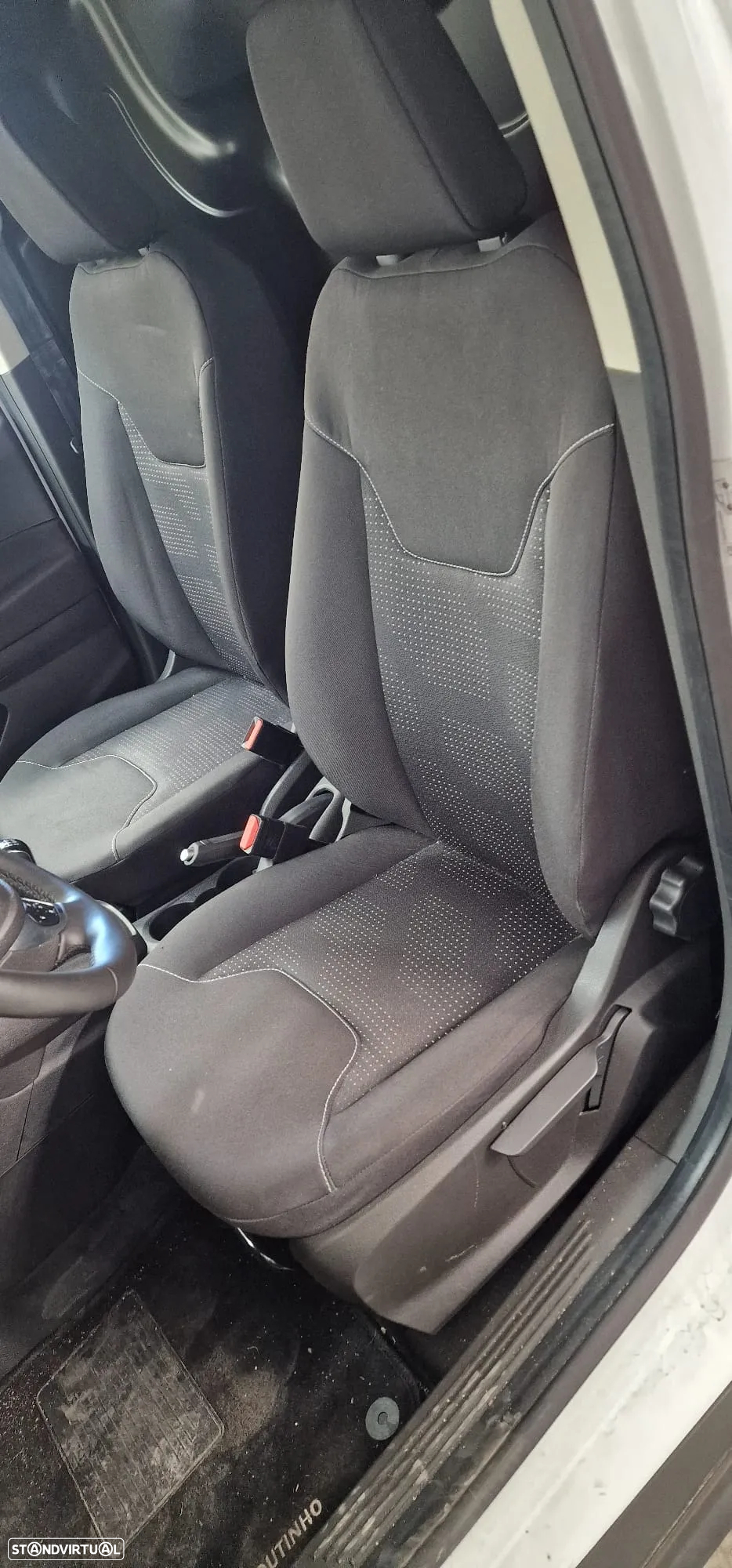 FORD TRANSIT COURIER PARA PEÇAS - 8