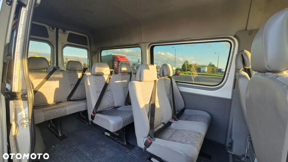 Volkswagen Crafter 30 TDI - 8