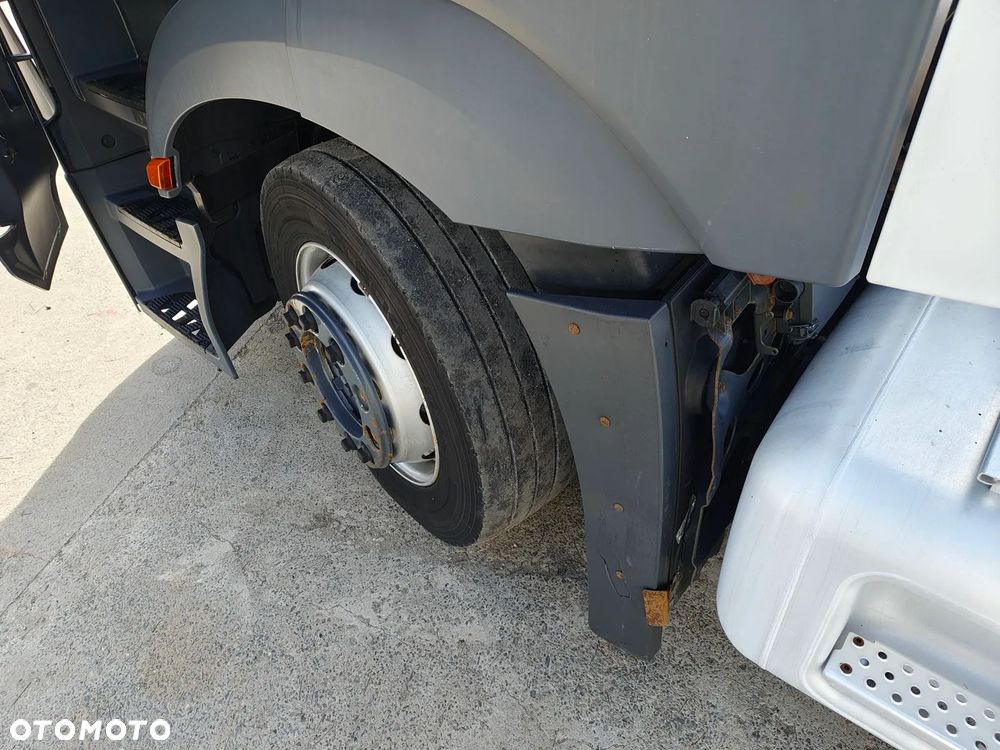 Mercedes-Benz ACTROS 1845 315/60R22,5 - 22