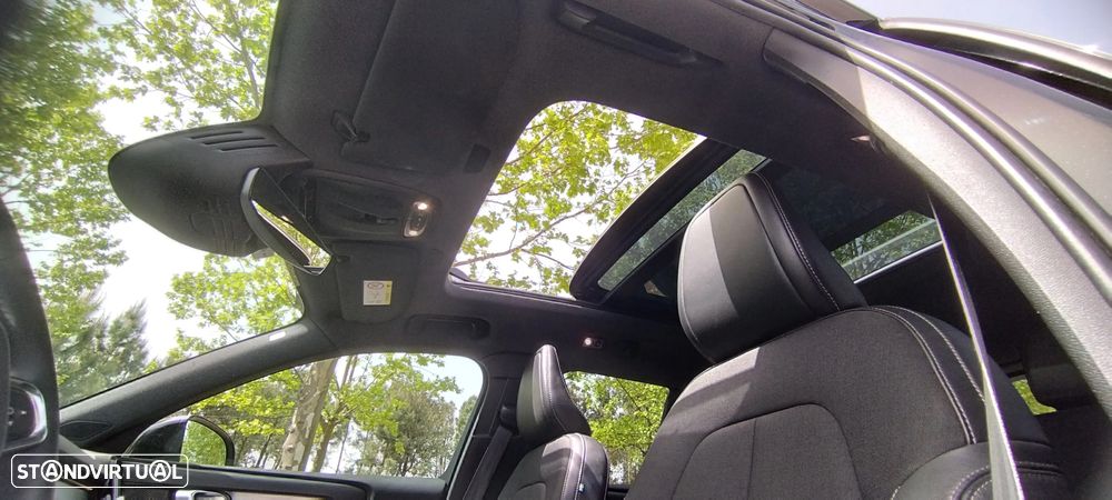 Volvo XC 40 2.0 D3 Momentum Plus - 33