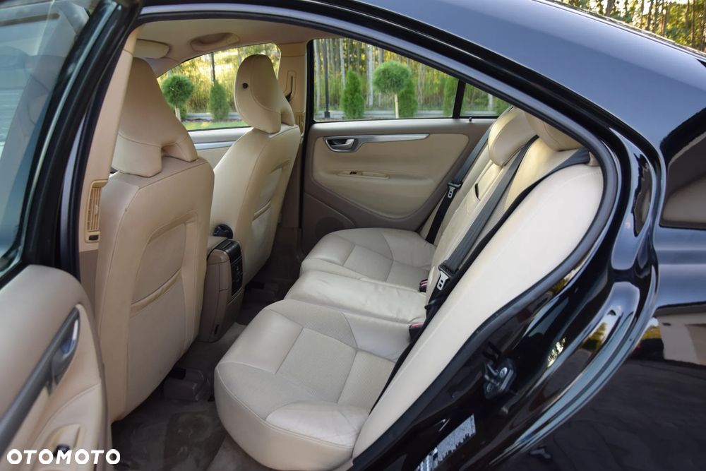 Volvo S60 2.4 Momentum - 6