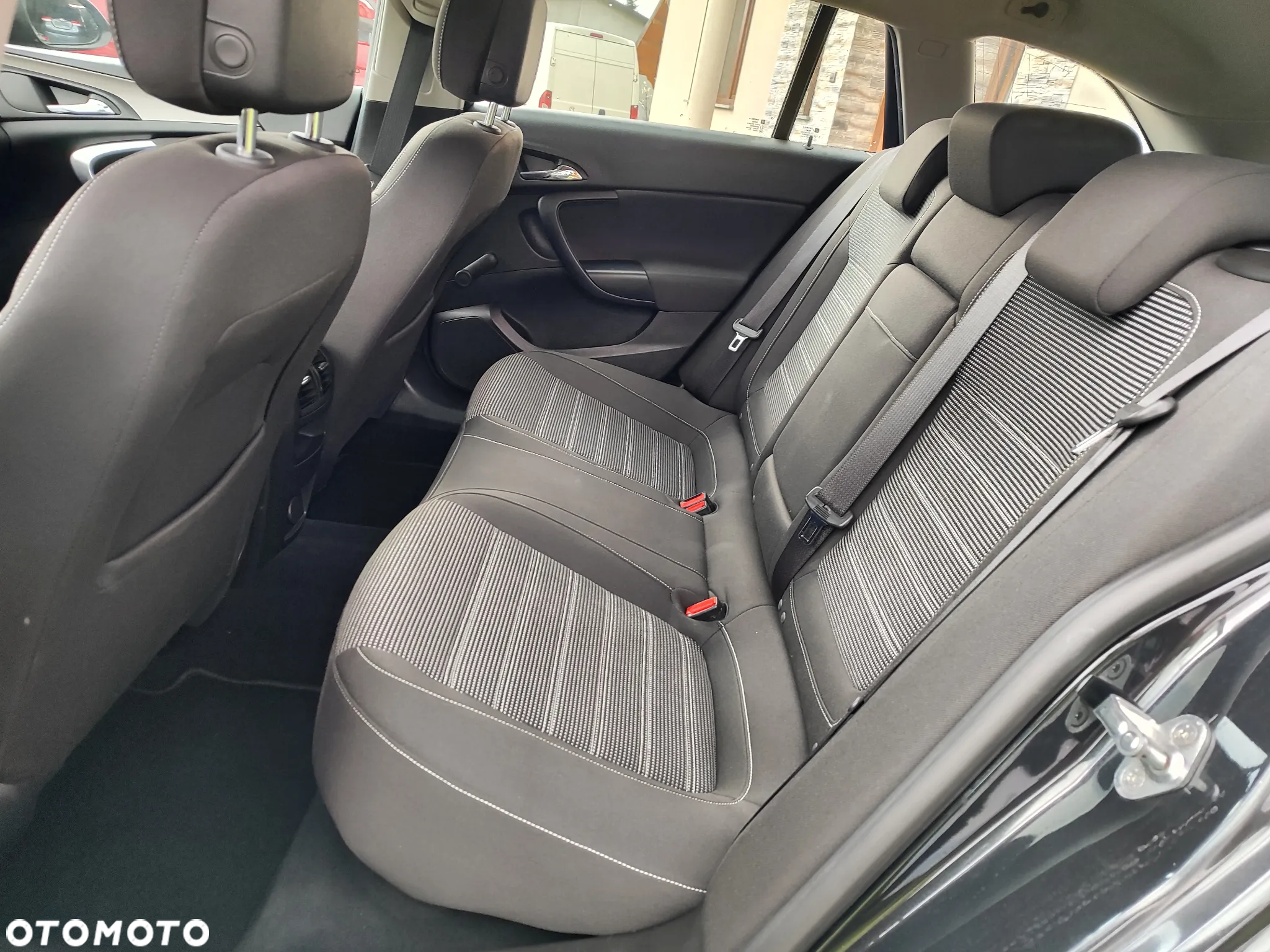 Opel Insignia 2.0 CDTI Design Edition - 11