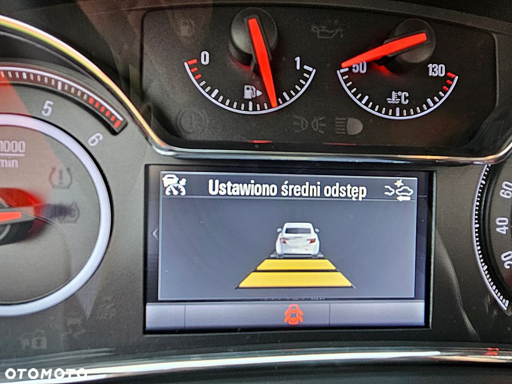 Opel Insignia 2.0 CDTI 4x4 ecoFLEX Start/Stop Business Innovation - 23