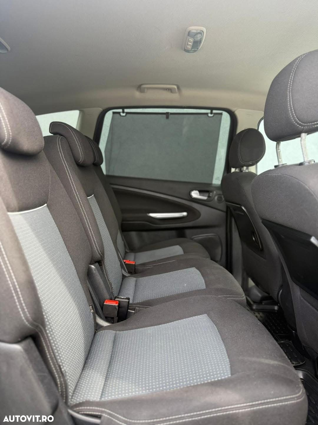 Ford S-Max 2.0 TDCi DPF Aut. Business Edition - 13