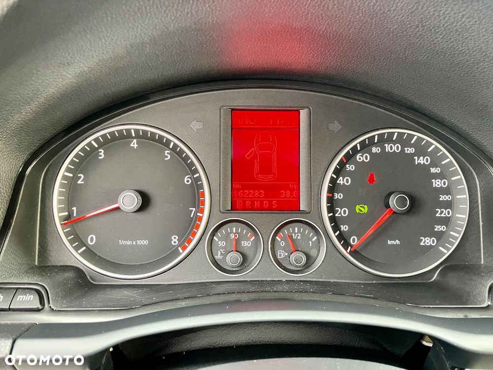 Volkswagen Scirocco - 26