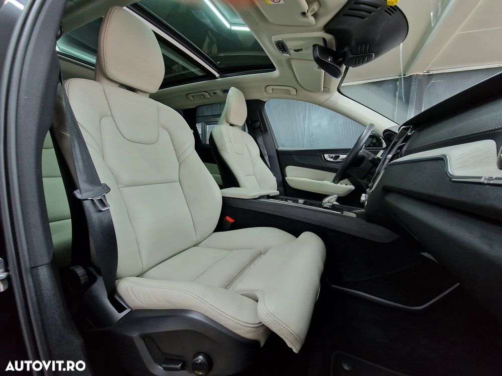 Volvo XC 60 B4 MHEV AWD Inscription - 10