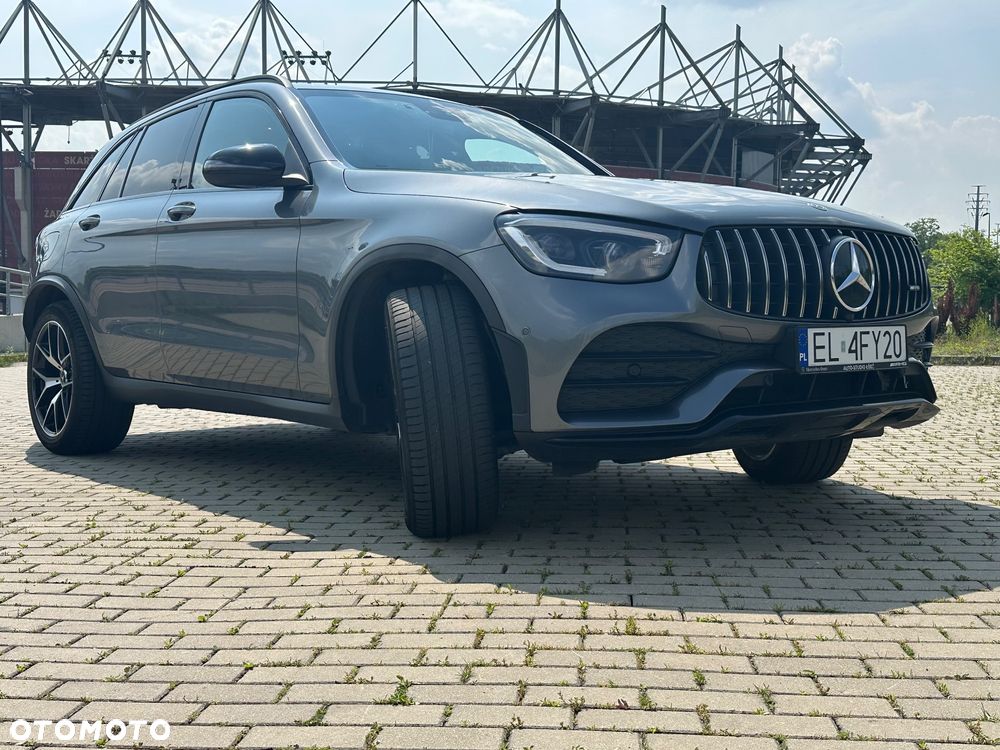 Mercedes-Benz GLC - 22