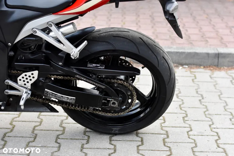 Honda CBR - 26