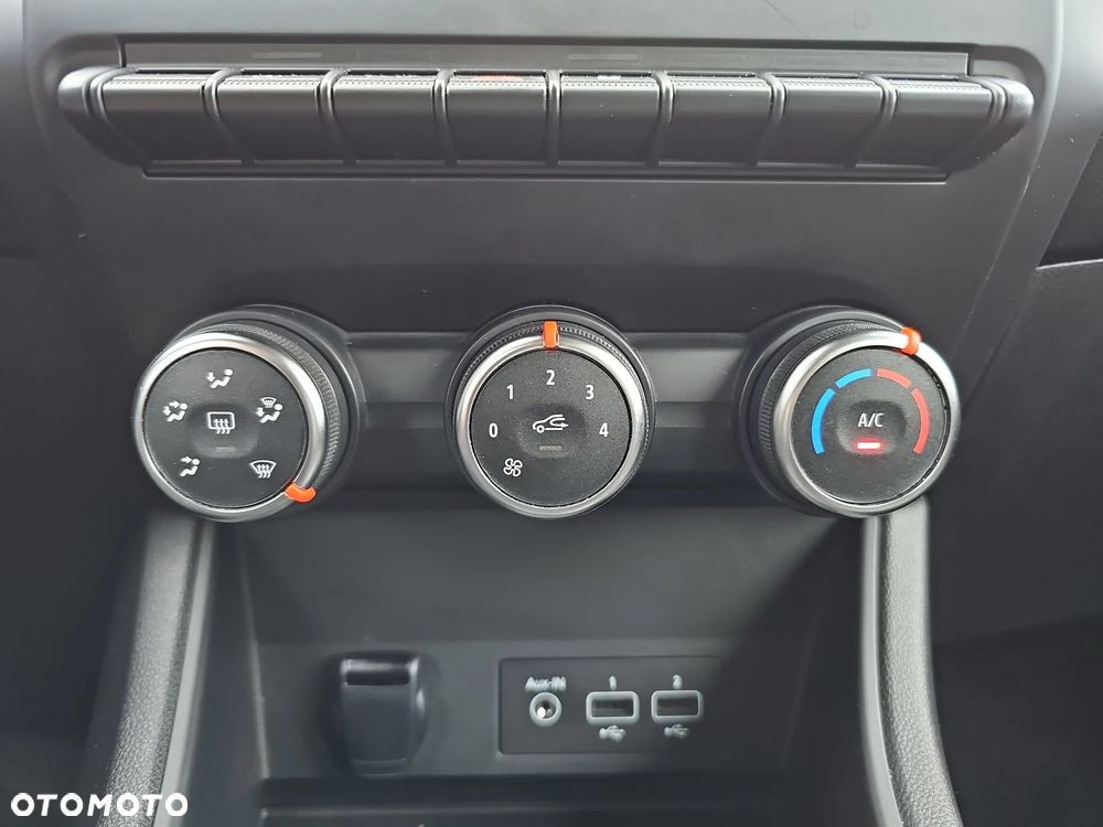 Renault Captur 1.0 TCe Zen - 24