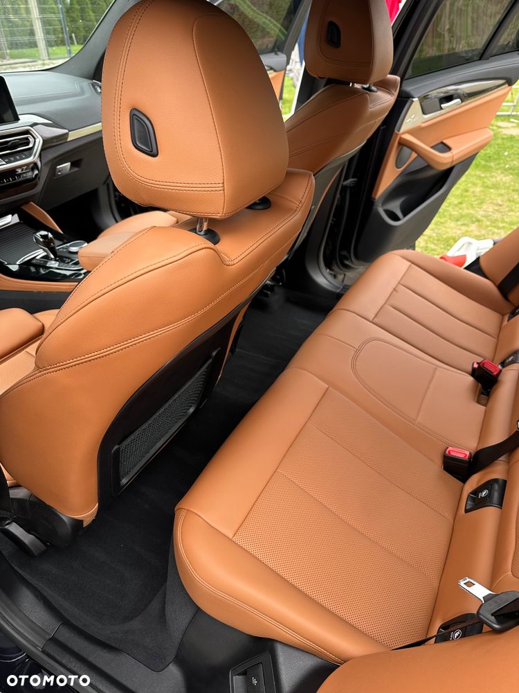 BMW X4 xM40i mHEV - 14