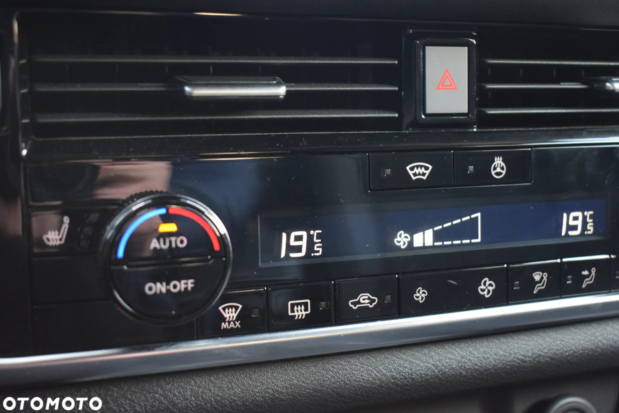 Nissan Qashqai 1.5 e-POWER N-Connecta - 14
