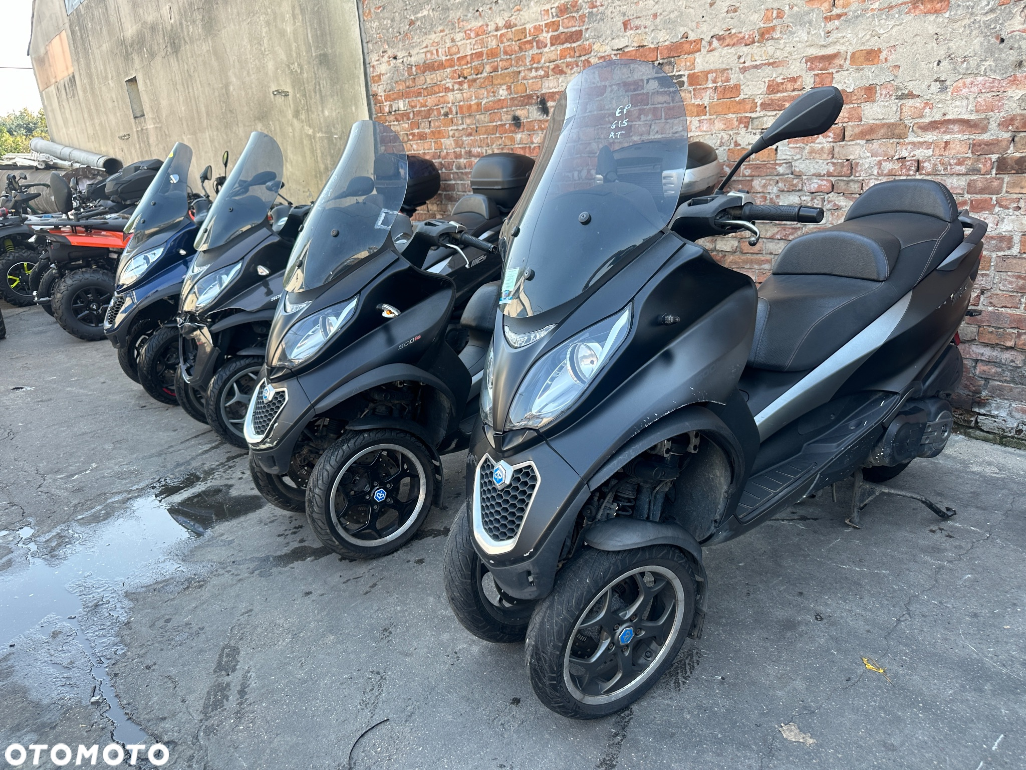 Piaggio MP-3 - 2