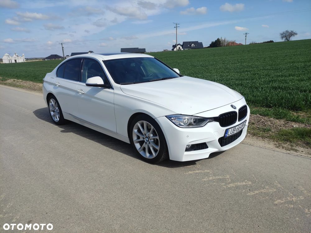BMW Seria 3 335i Sport-Aut Luxury Line - 3