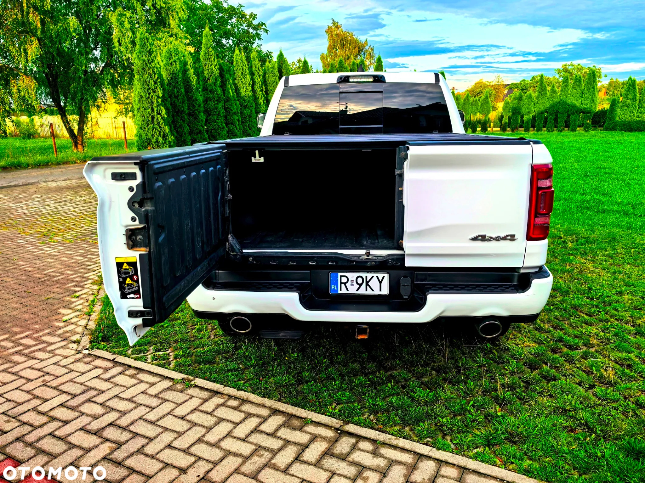 Dodge RAM - 23