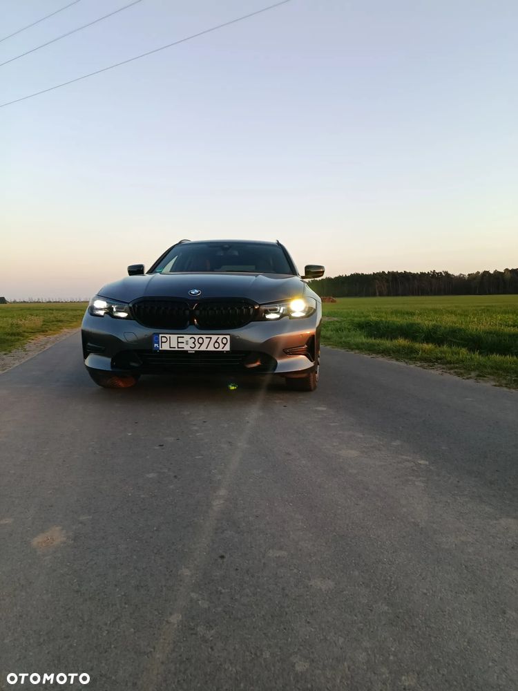 BMW Seria 3 320d - 5
