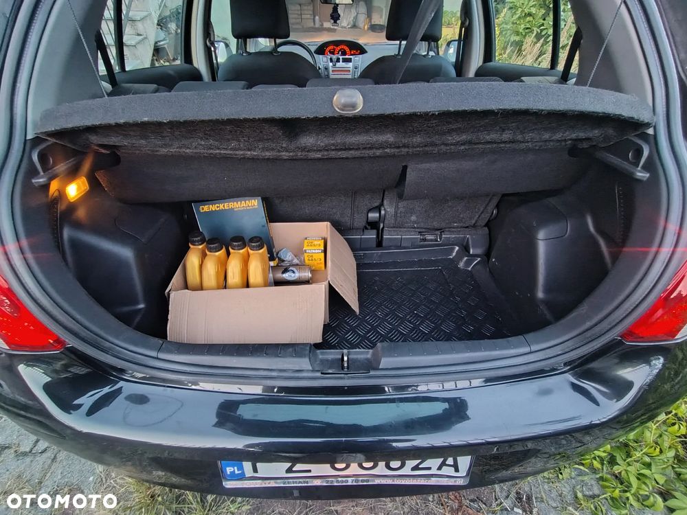 Toyota Yaris 1.33 Luna - 23