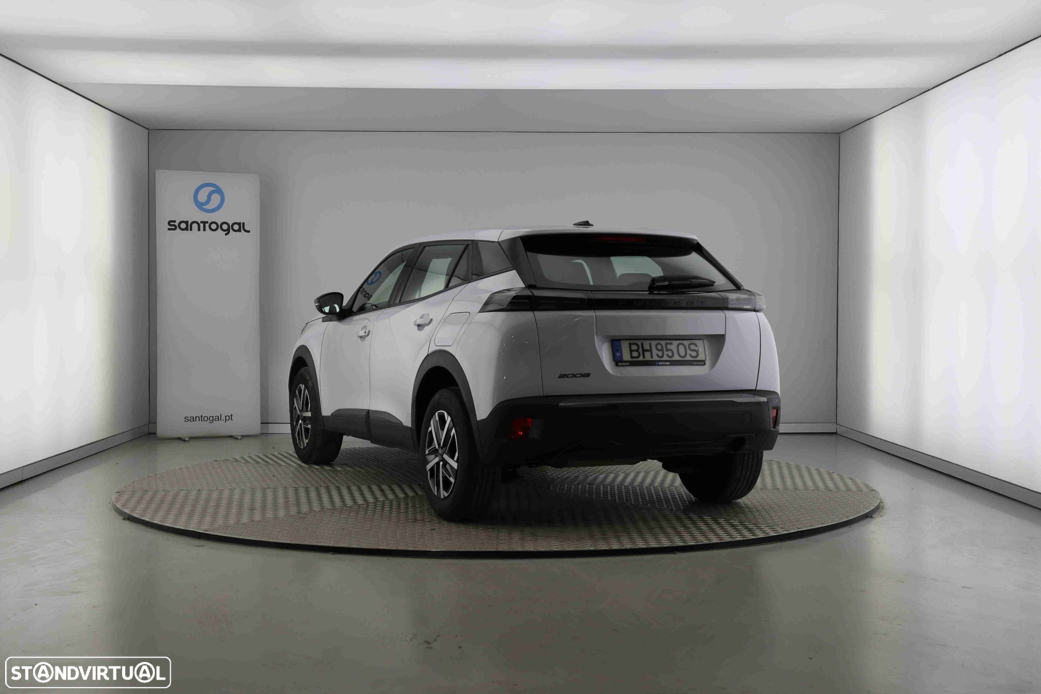 Peugeot 2008 1.2 PureTech Active - 4