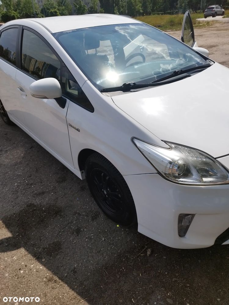 Toyota Prius 1.8 HSD Active - 23