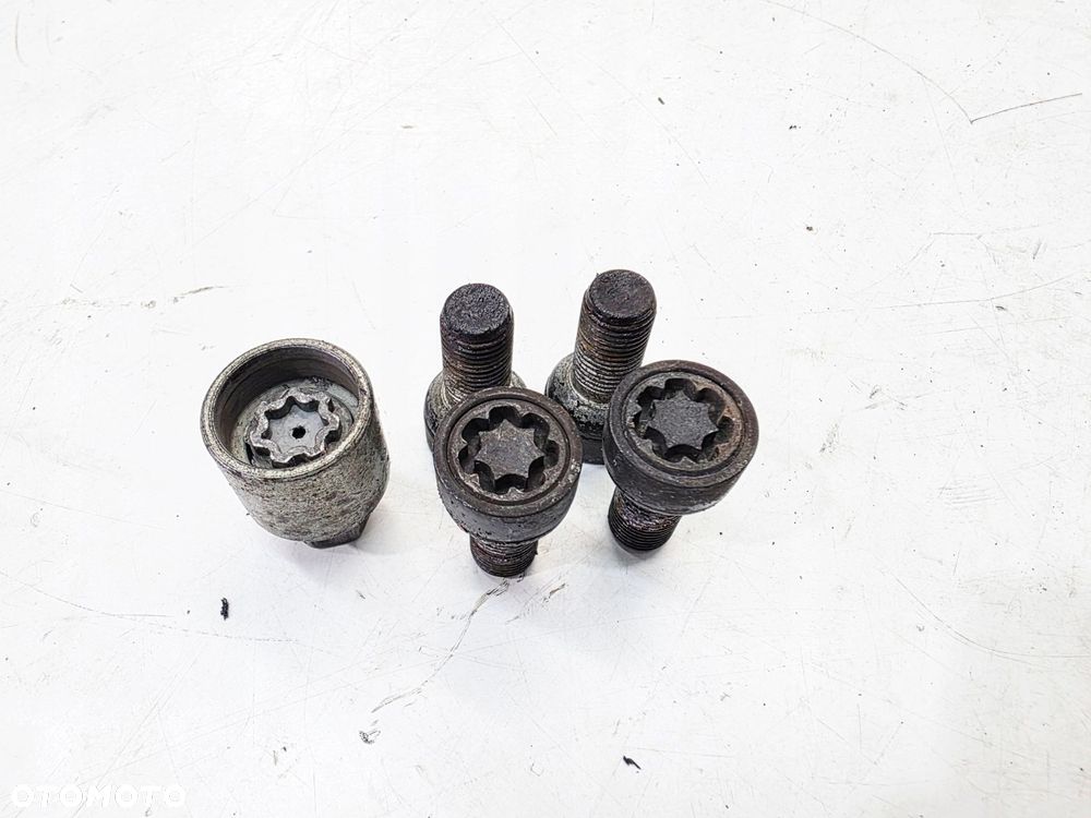 ŚRUBA ŚRUBY ZABEZPIECZAJĄCE AUDI VOLKSWAGEN SEAT SKODA WZÓR Q - 1