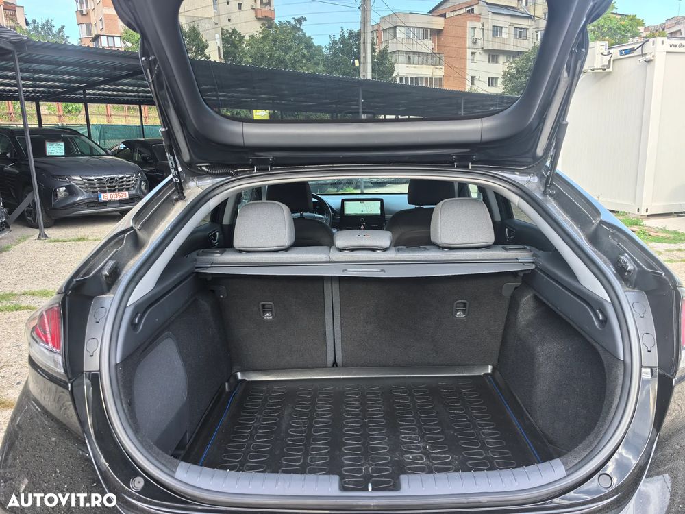 Hyundai IONIQ 1.6 GDI Style - 21