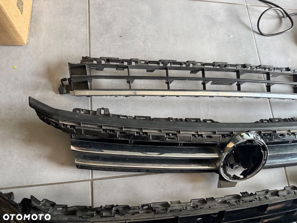 Volkswagen Arteon atrapa grill kratka - 7