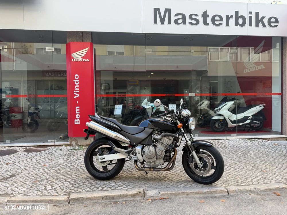 Honda Hornet - 1