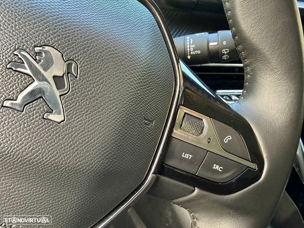 Peugeot 208 PureTech 100 Allure Pack - 24