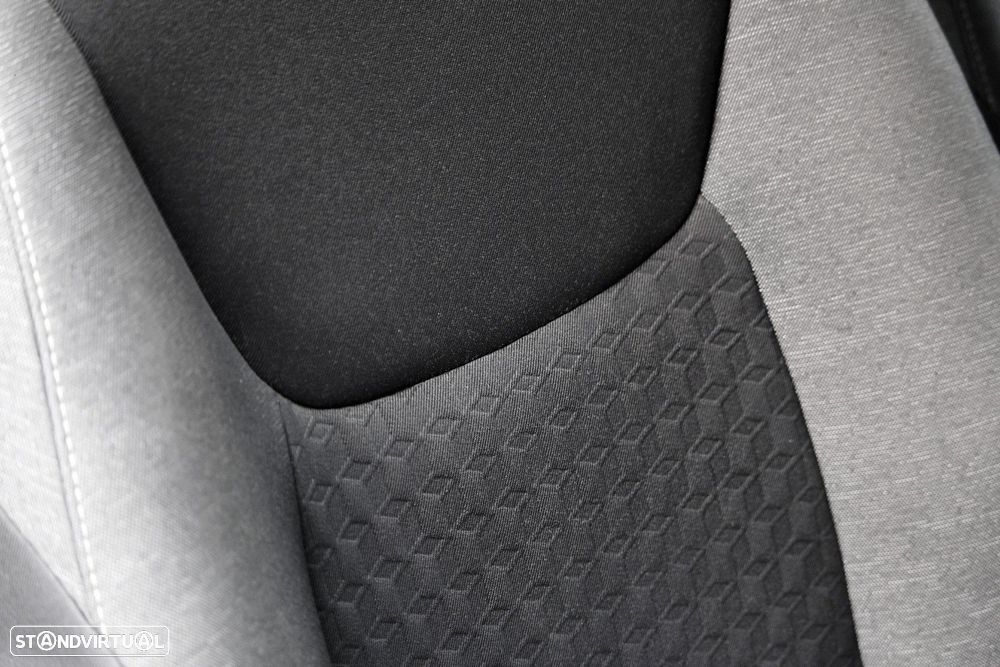 Toyota Yaris 1.5 HDF Comfort - 21